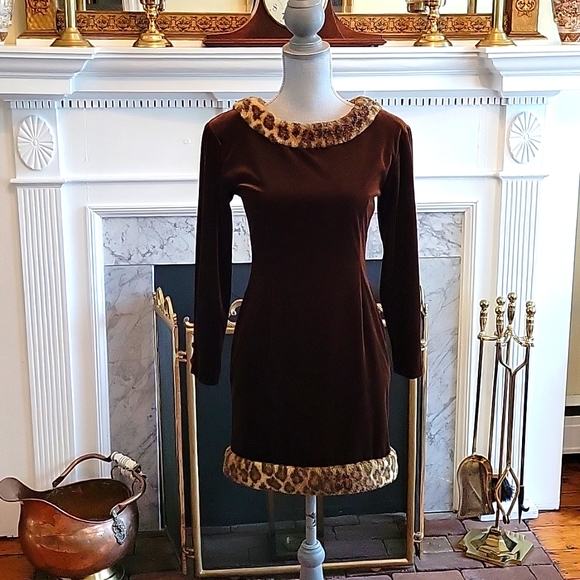 Vintage Dresses & Skirts - Vintage Xanadu Velvet Dress